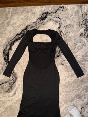 Kylie viral bump dress
